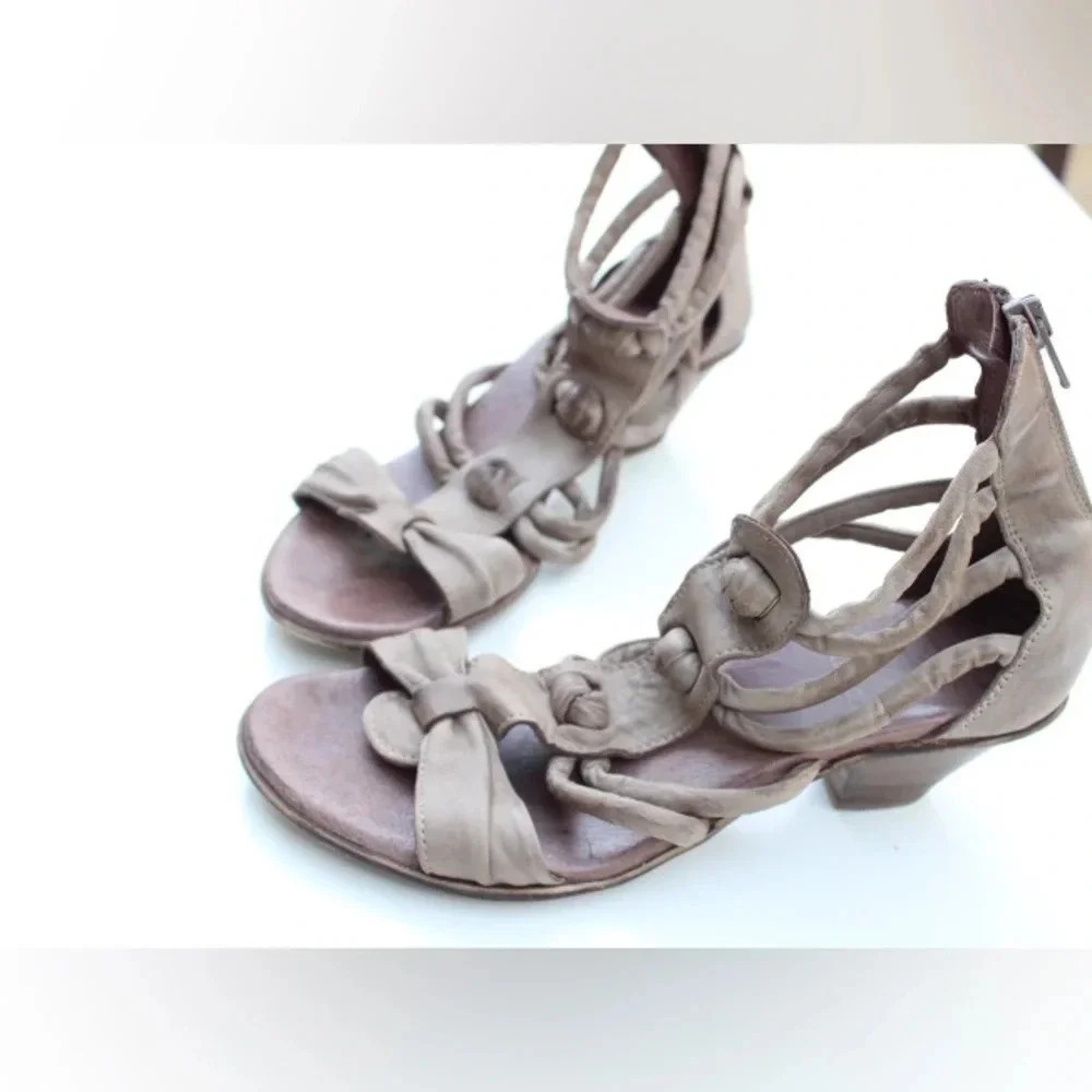 Gidigio sandals - Picture 4 of 10